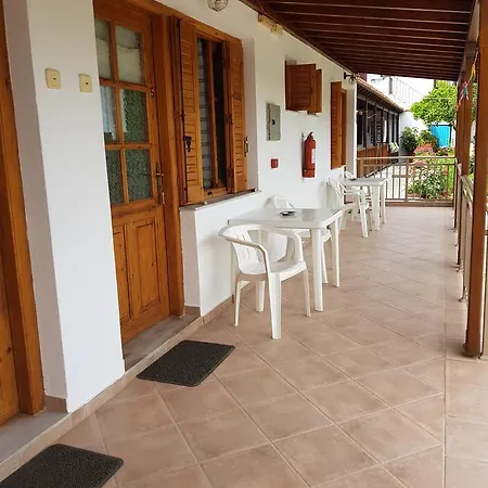 Aparthotel Asimina's House 2*