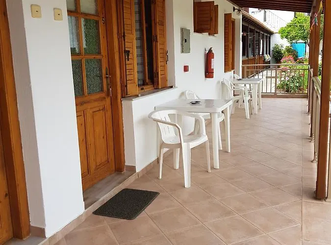 Aparthotel Asimina's House 4*